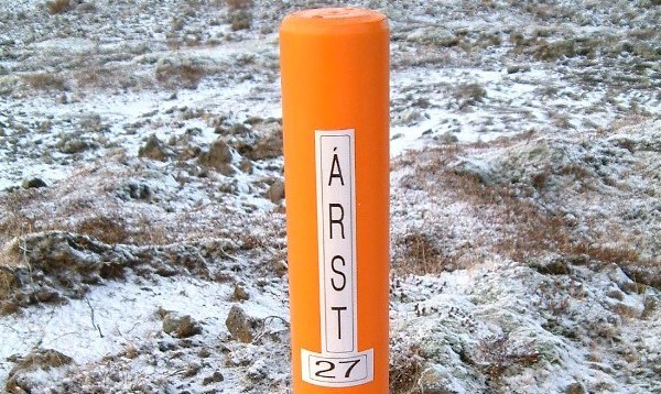 Stika við Árnastíg Stika