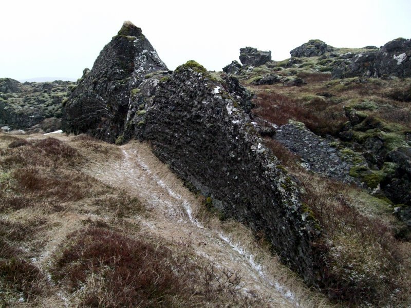 Bergveggurinn í Gjögurhrauni Bergveggur