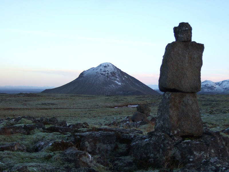 Varða ofan Brúna