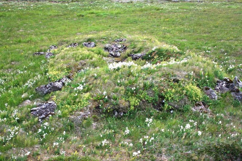 Tóft við Flekkuvíkurstíg