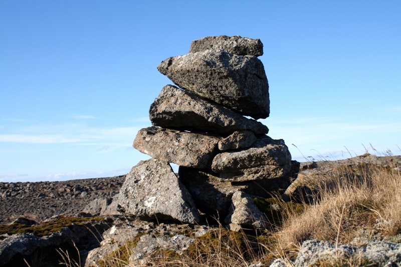 Varða ofan Gamla-Kirkjuvogs