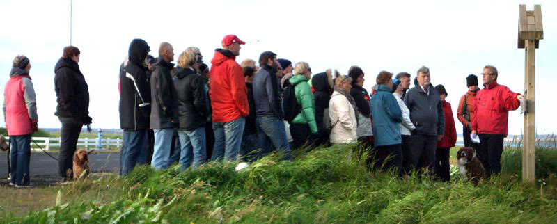 Ketill Jósepsson, ættaður úr Kotvogi, með leiðsögn um Hafnir Ketill