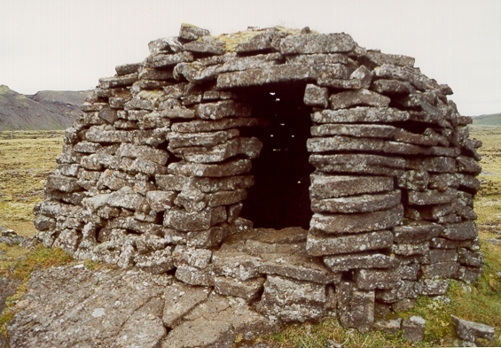 Hellukofinn á Hellisheiði