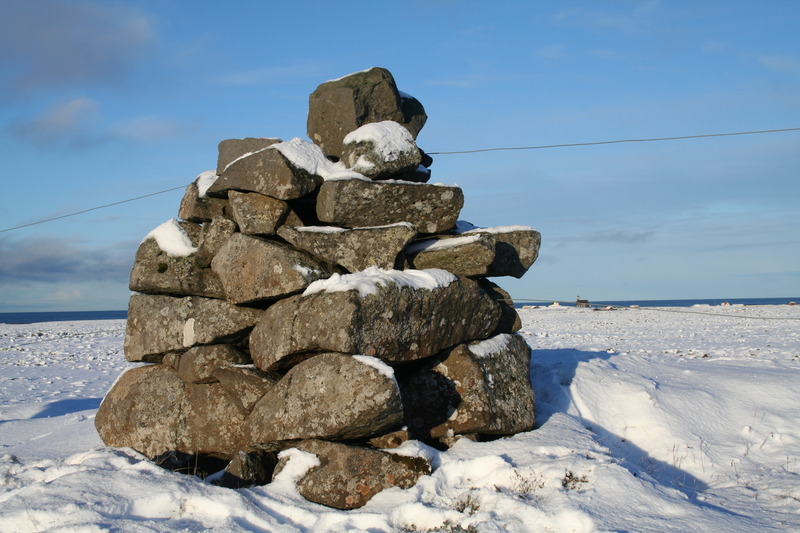 Varða á mörkum Hvalsness og Stafness Varða