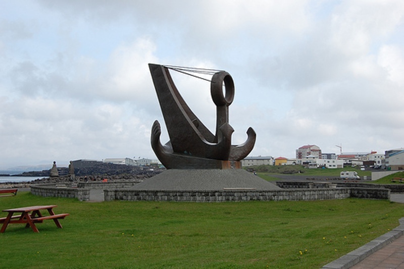 Minnismerki um horfna sjomenn