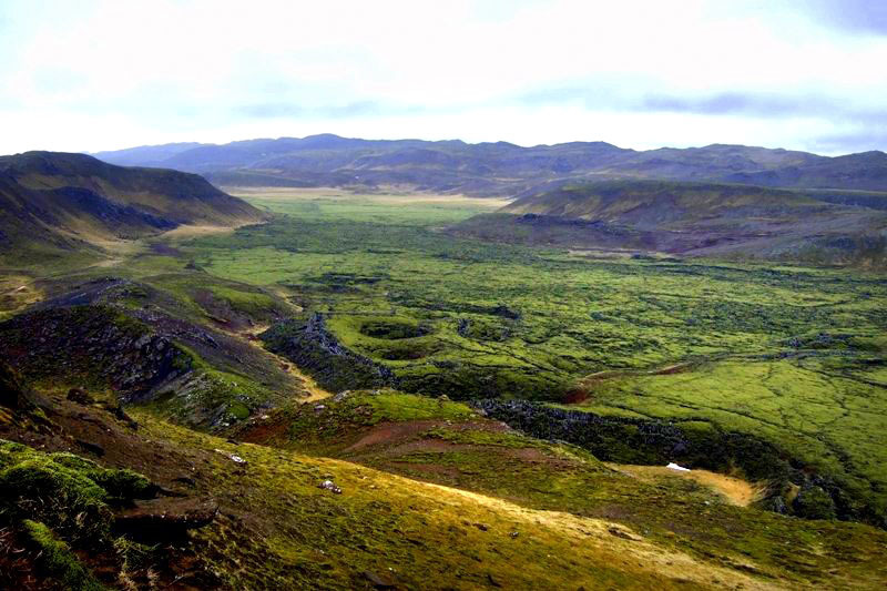 Land í mótun