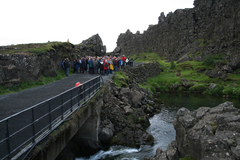 Við Drekkingarhyl